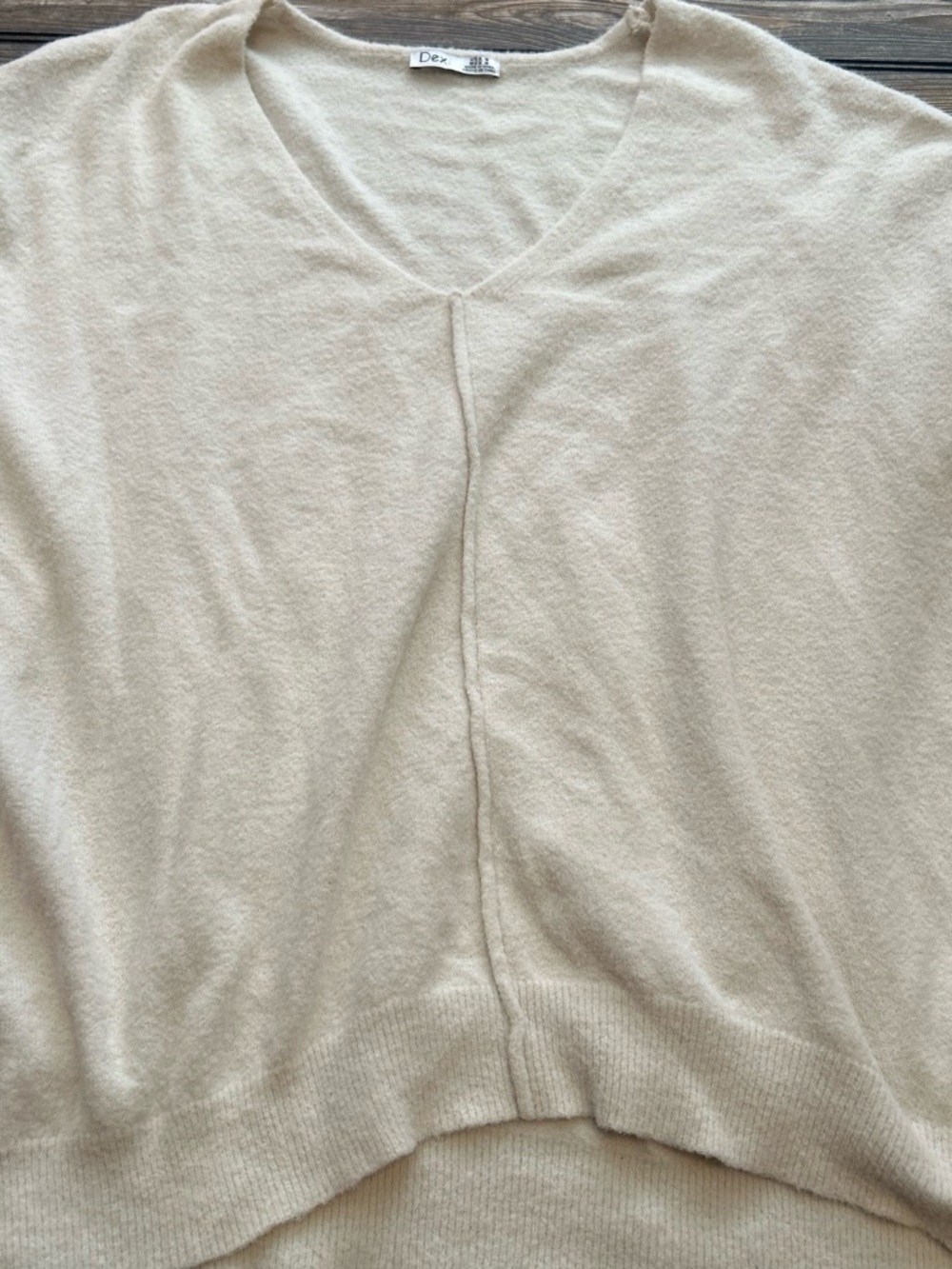 Dex Cream V-Neck Knit Top